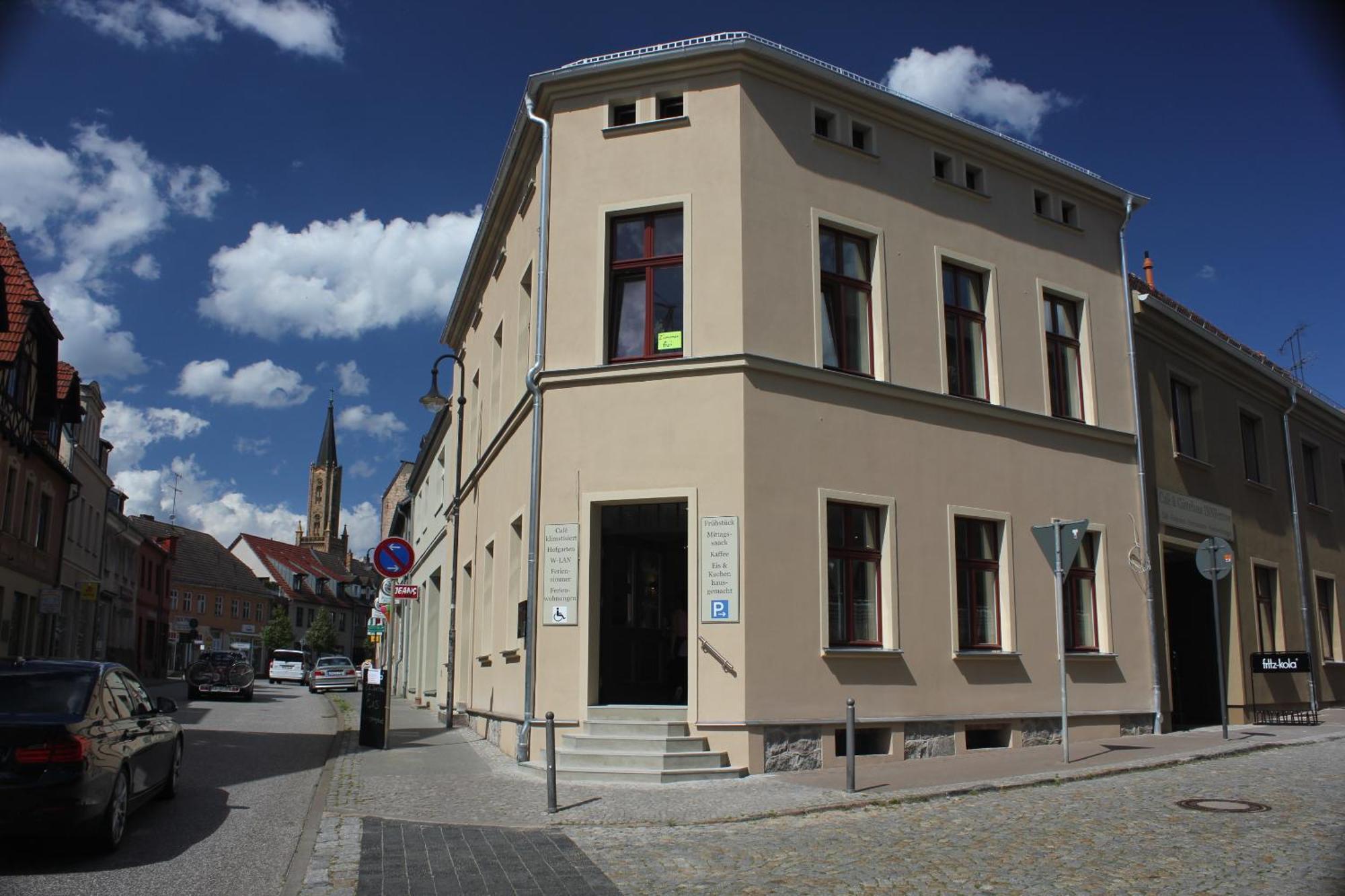 Gaestehaus Innfernow Furstenberg-Havel Exterior photo
